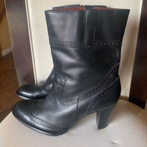Eddie Bauer Heeled Boots